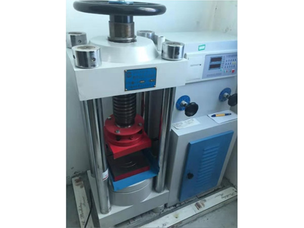 混凝土試塊抗壓檢驗(yàn)設(shè)備